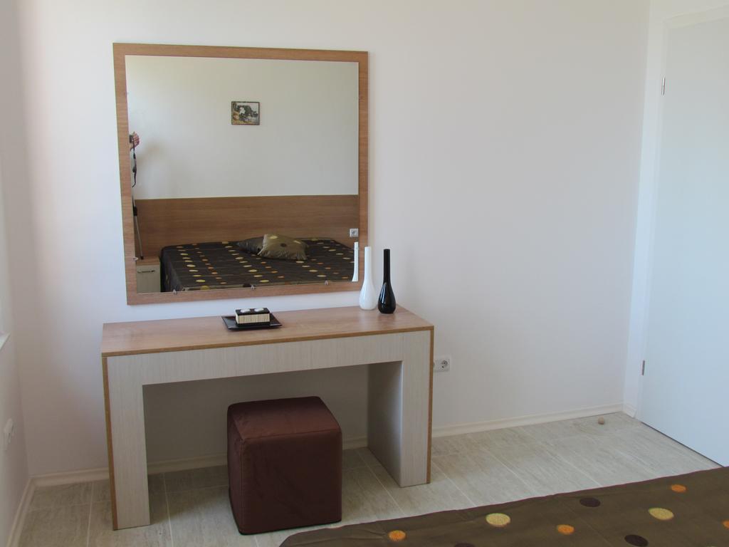Ganozliev'S Apartments In Kavatsi Area Sozopol Room photo